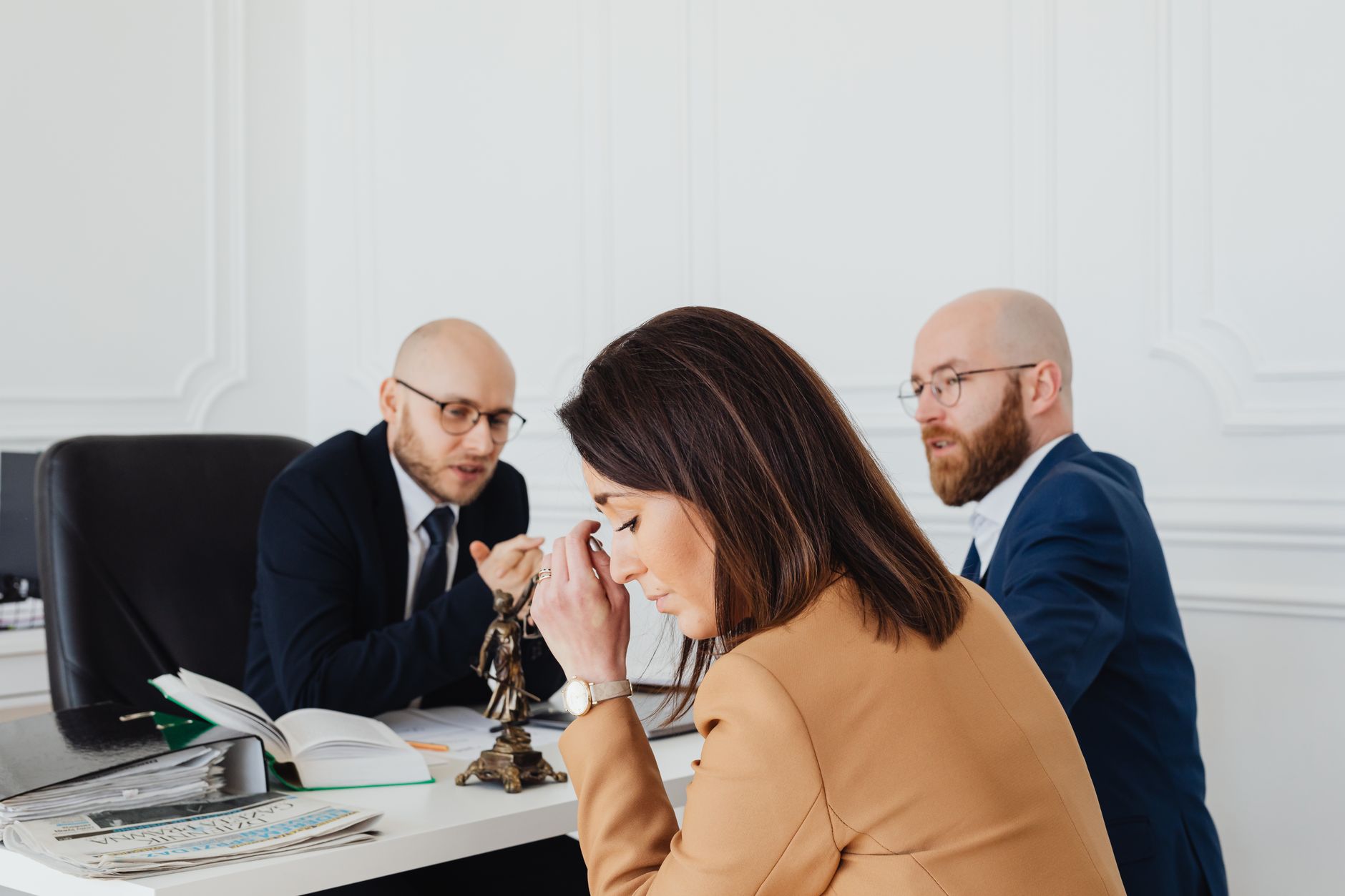 Harvey vs. Legora: What $600M in Legal AI Tells Buyers to Watch