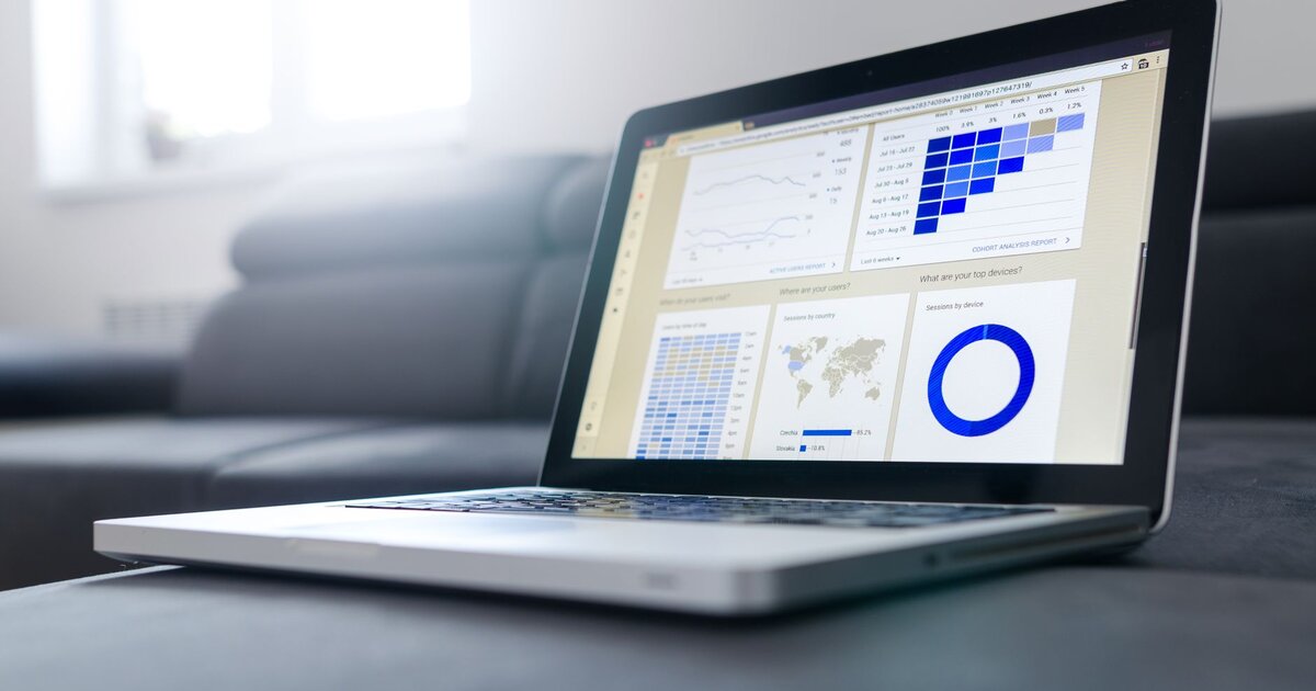 Clay vs Apollo Cost Per Verified Email: What the Sticker Price Doesn't Tell You