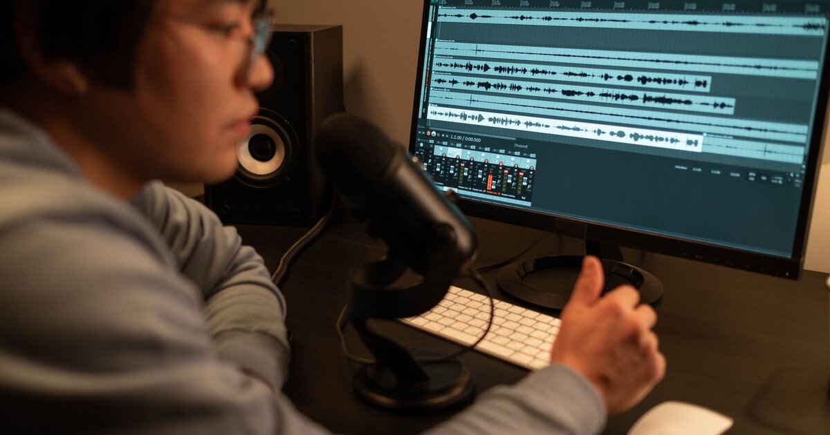 ElevenLabs vs PlayHT Voice Cloning Pricing: Whose API Survives Scale?